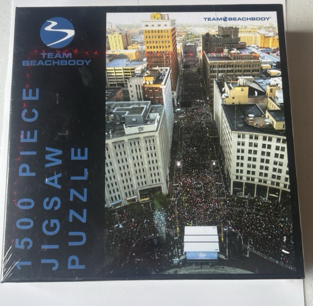 NEW Team Beachbody 1500 Piece Jigsaw Puzzle Marathon Runners Cityscape